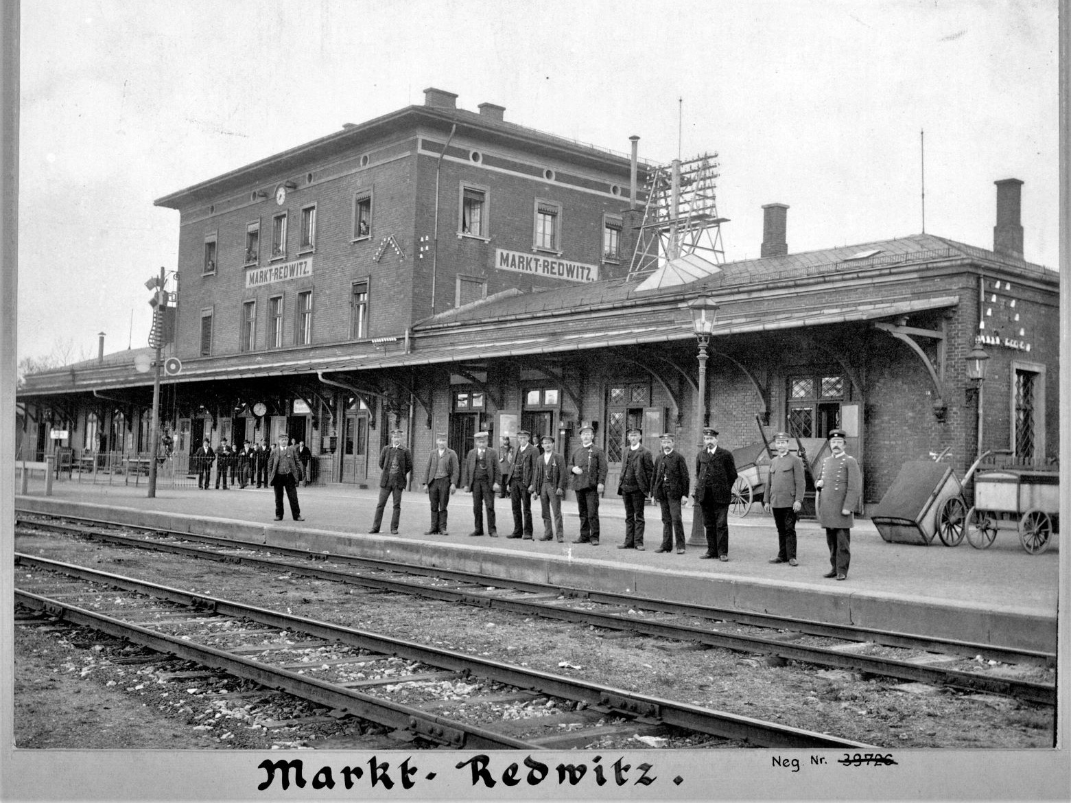 Damals hieß es noch "Markt Redwitz". 1907 wurde es dann "Marktredwitz". (Foto: DB Museum)